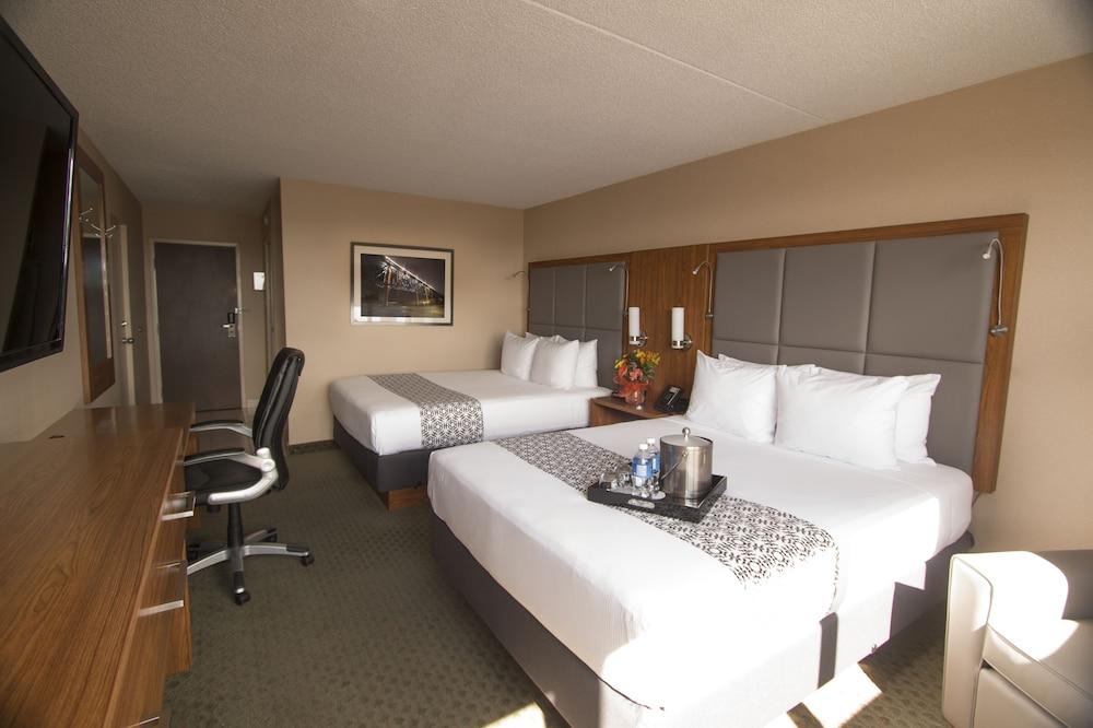 Ramada By Wyndham Northern Grand Hotel & Conference Centre Fort St. John Kültér fotó