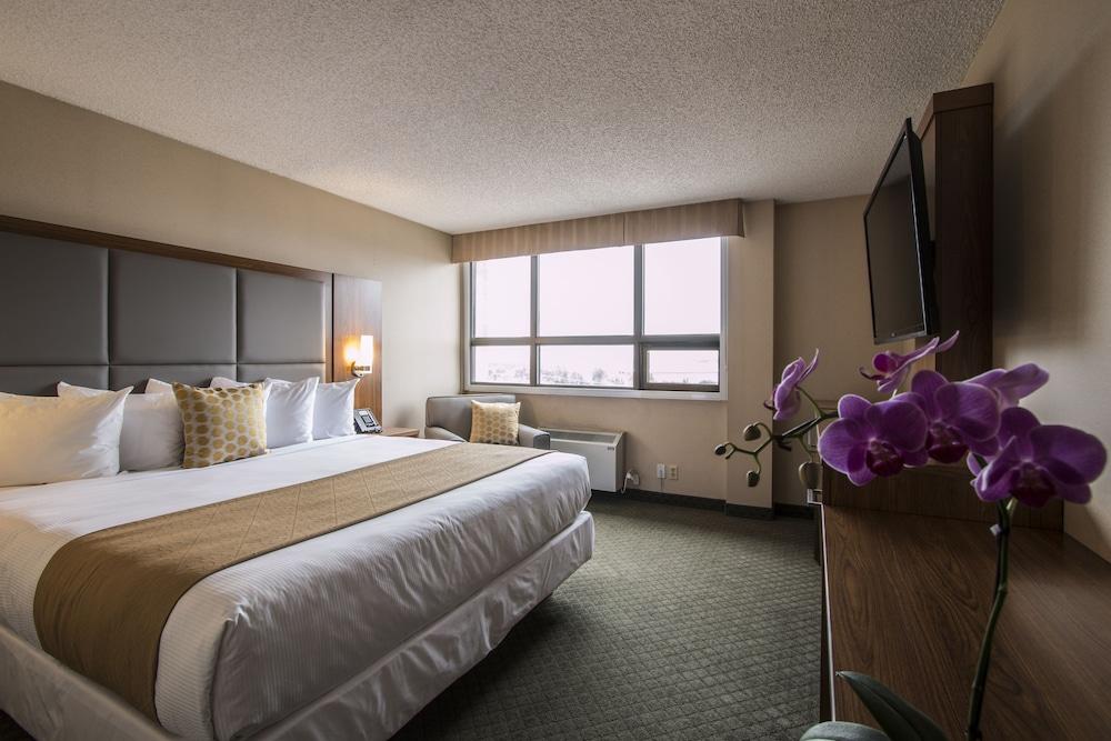 Ramada By Wyndham Northern Grand Hotel & Conference Centre Fort St. John Kültér fotó