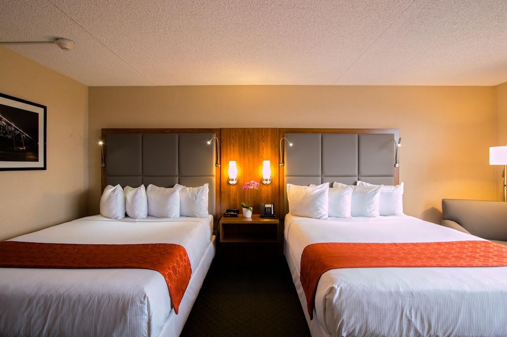 Ramada By Wyndham Northern Grand Hotel & Conference Centre Fort St. John Kültér fotó